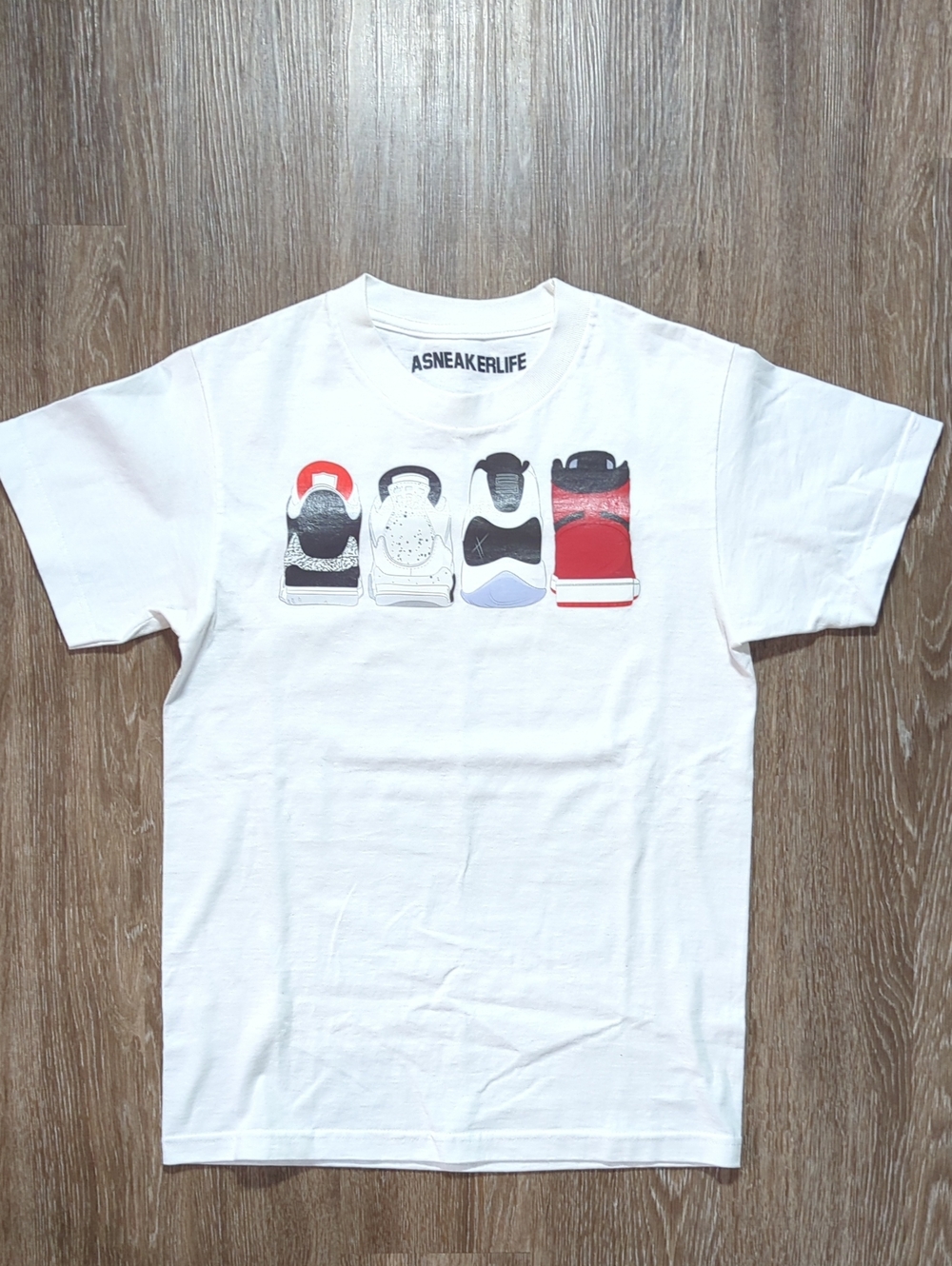 Rare Jordan Retro Sneakers T-shirt (Jordan 3, 4, 11, 1) - Men's Small
